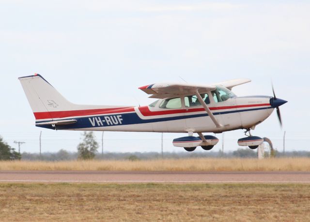 VH-RUF — - Taking off from Longreach on the 09/07/2019