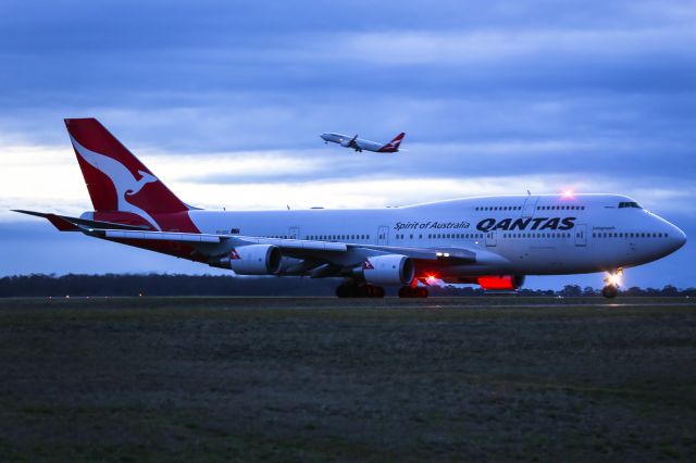 Boeing 747-400 (VH-OEE)