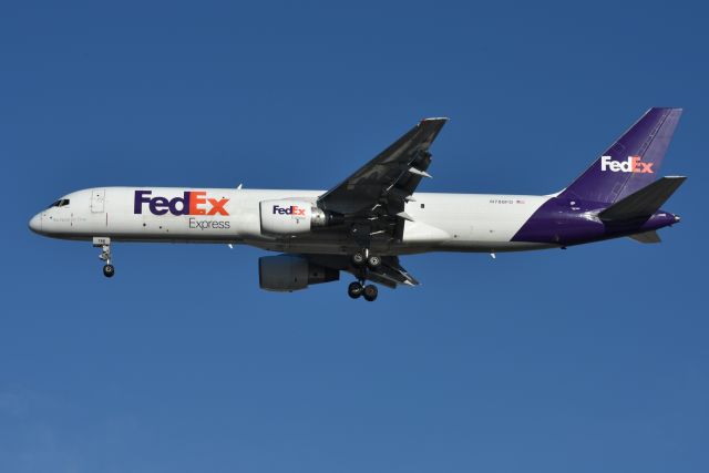 Boeing 757-200 (N788FD) - 23-L 02-21-23