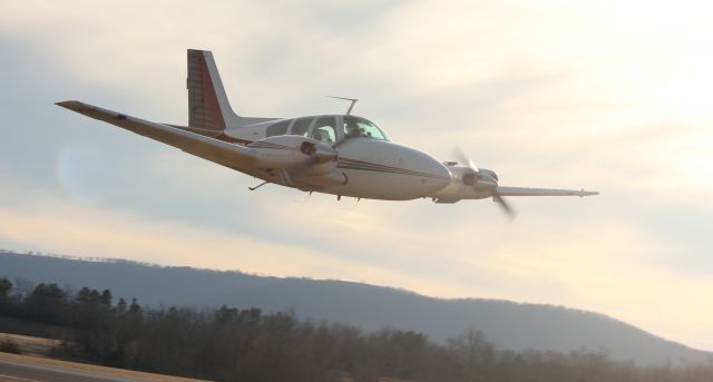 Beechcraft 55 Baron (N7839R)