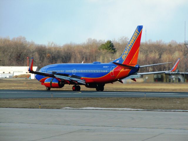 Boeing 737-700 (N425LV)