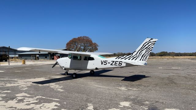 Cessna Centurion (V5-ZEB) - Fly-In Safari Namibia 2021