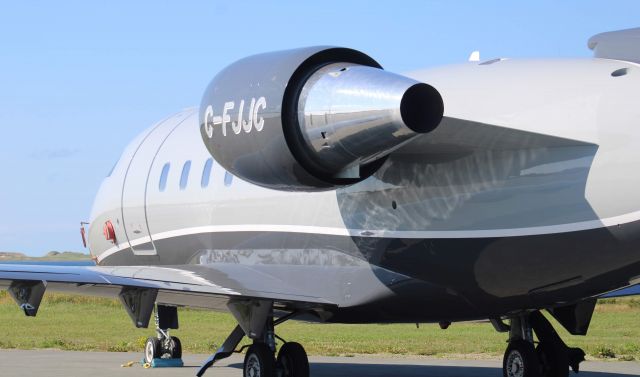 Canadair Challenger (C-FJJC)