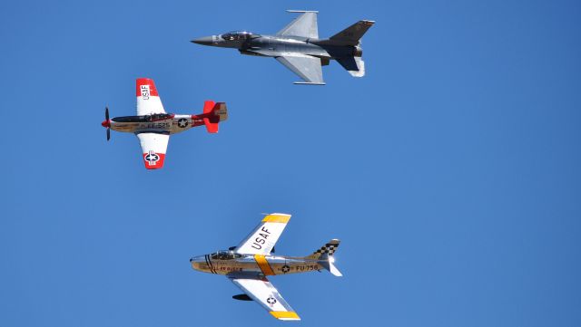 — — - Hillsboro Oregon Air Show July 18, 2015