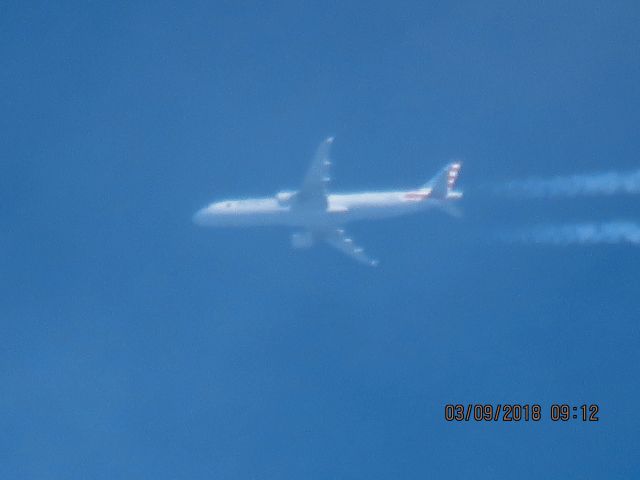 Airbus A321 (N155UW)