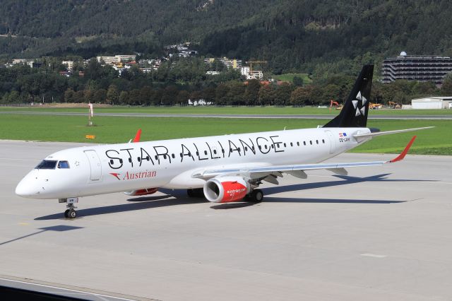 EMBRAER 195 (OE-LWH)