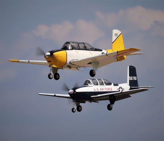 Beechcraft Mentor (N357WM) - Two-Ship T-34s landing at Airventure 2018