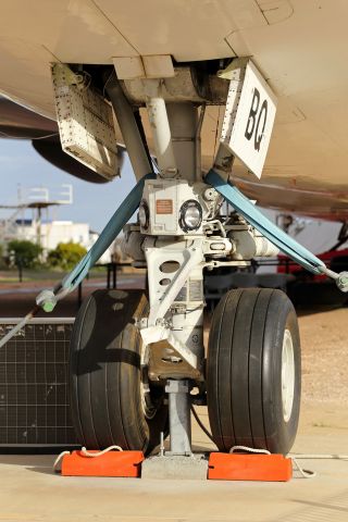 Boeing 747-200 (VH-EBQ) - Nose wheel landing gear, of a B742.