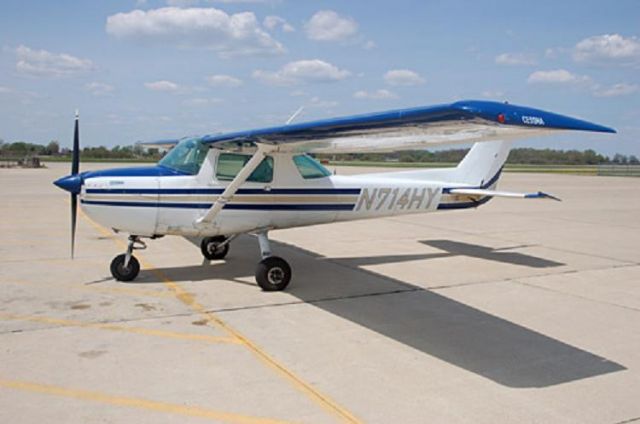 Cessna Commuter (N714HY) - Monroe Aviation School of Flight trainer