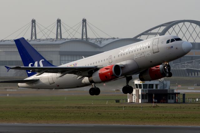 Airbus A319 (OY-KBT)