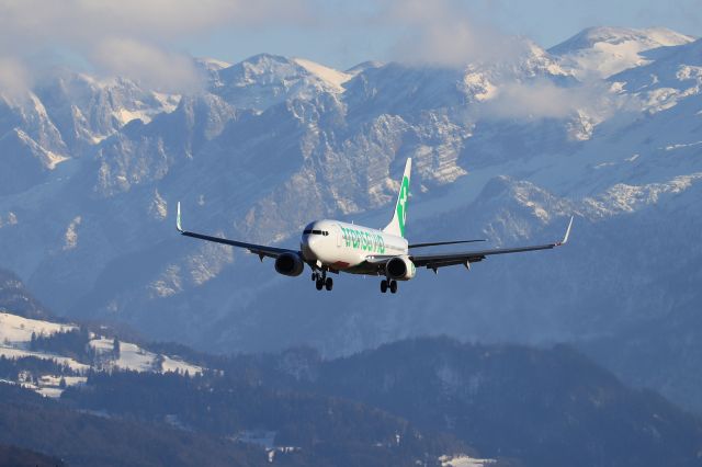 Boeing 737-800 (PH-HXM)