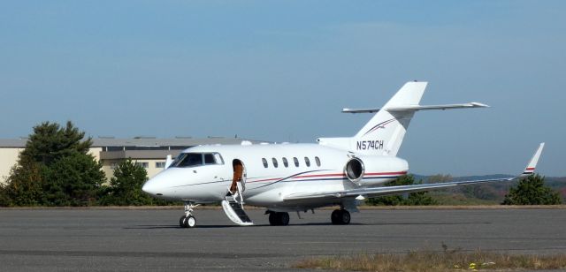 Hawker 800 (N574CH) - Shown here is a 2001 Raytheon Hawker 800XP in the Autumn of 2022.