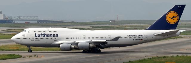 Boeing 747-400 (D-ABVY)