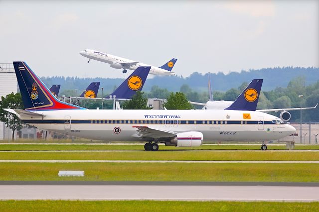 Boeing 737-700 (HS-HRH)