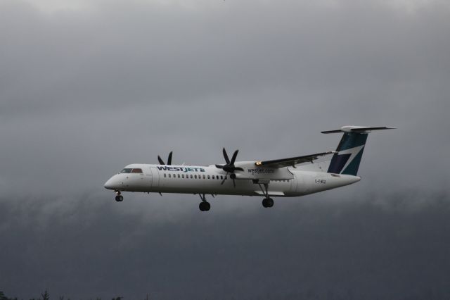 de Havilland Dash 8-400 (C-FWEZ)