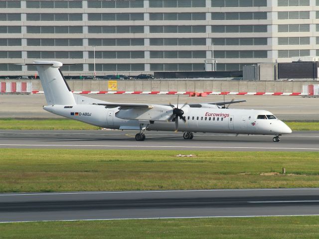 de Havilland Dash 8-400 (D-ABQJ)