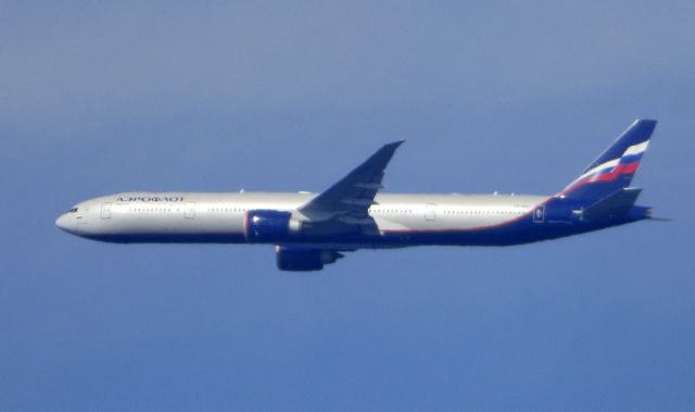 BOEING 777-300ER (VQ-BUC) - Shown here is a Aeroflot Boeing 777 a few minutes until landing in the Summer of 2017.