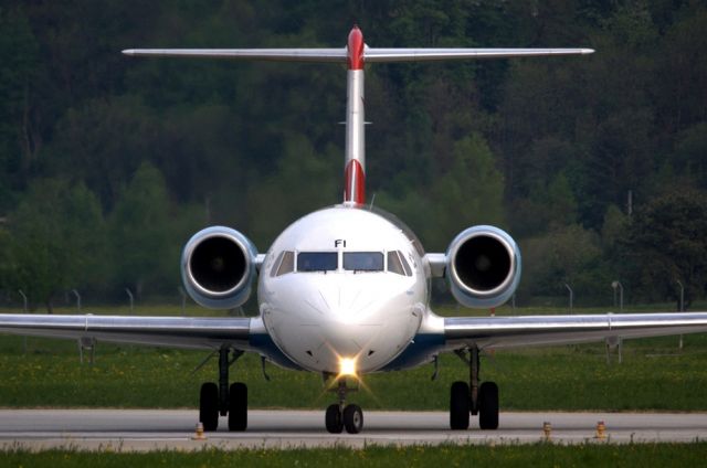 Fokker 70 (OE-LFI) - Tyrolean Airways