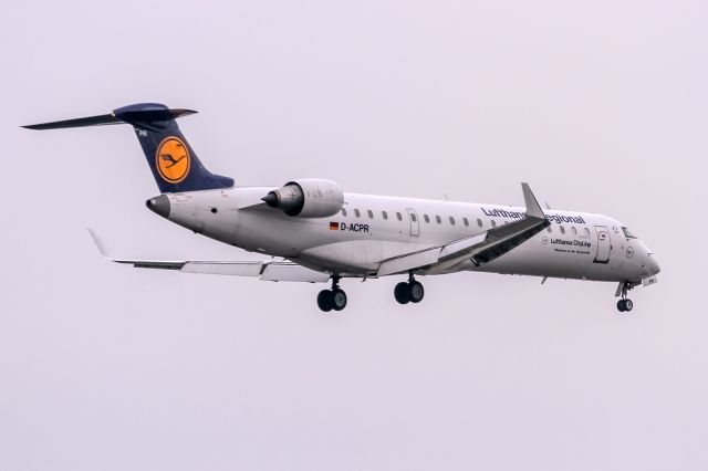 Canadair Regional Jet CRJ-700 (D-ACPR) - D-ACPR Lufthansa CityLine Canadair CL-600-2C10 Regional Jet CRJ-701ER @ Frankfurt - Rhein-Main International (FRA / EDDF) 