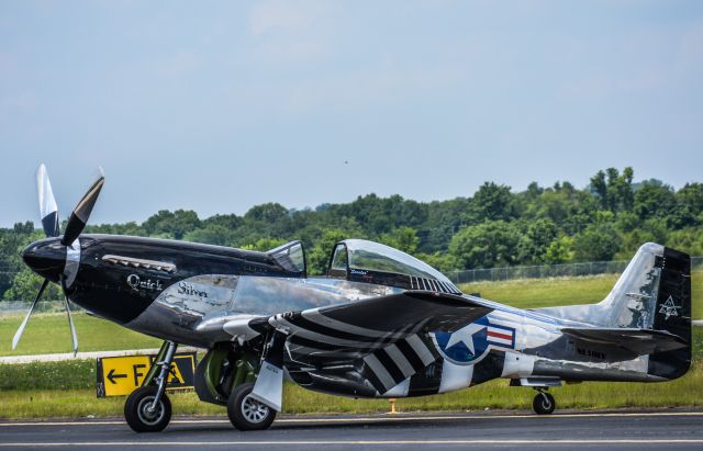 North American P-51 Mustang (NL51HY)