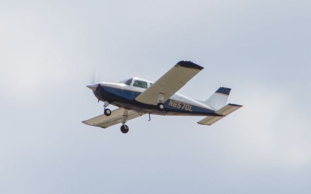 Beechcraft Sundowner (N6570L)