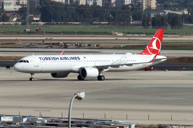 Airbus A321 (TC-LTF) - 05/03/2022: Flight from Istanbul (IST) taxi to the gate.