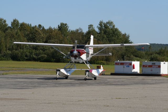 Cessna 335 (C-GBOE)