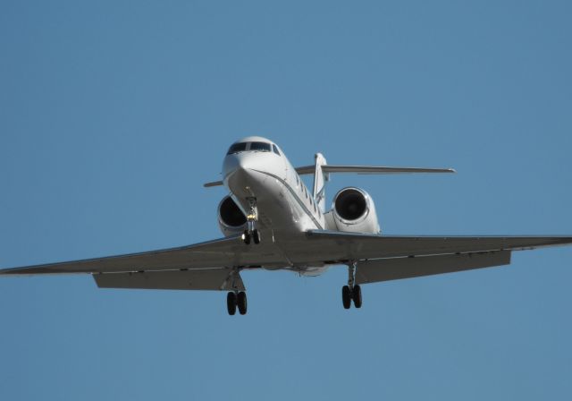 Gulfstream Aerospace Gulfstream IV (RJC464) - Landing RWY 36 at TLH