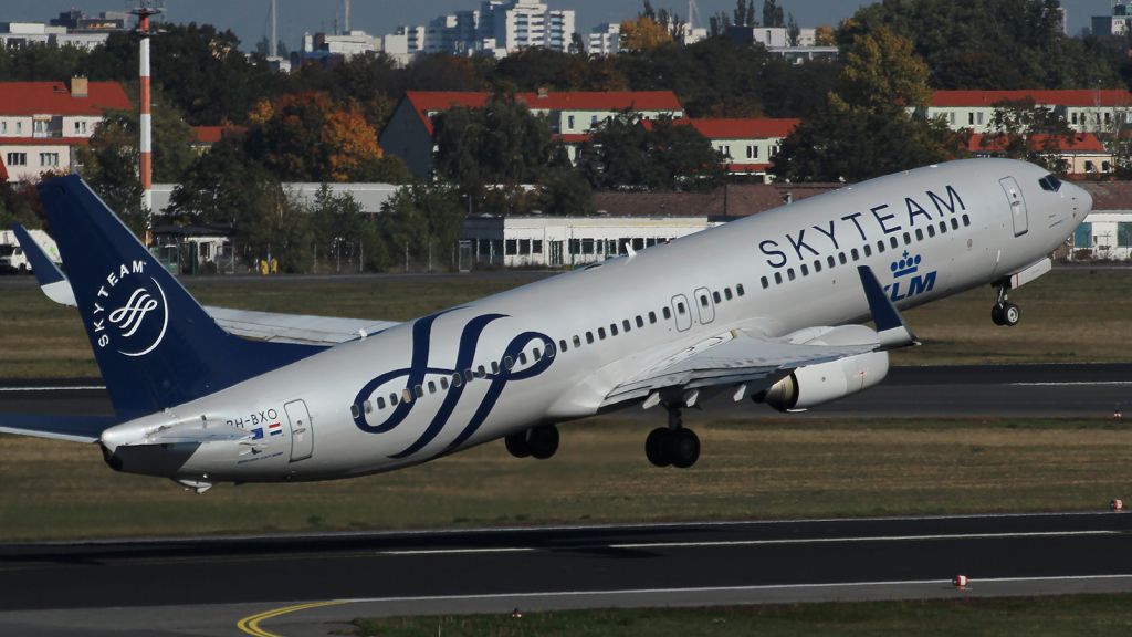 Boeing 737-800 (PH-BXO)