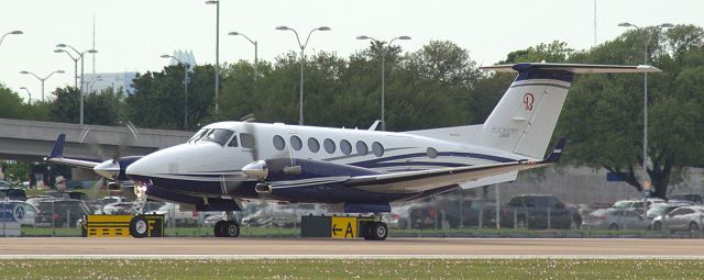 Beechcraft Super King Air 350 (N419HF)