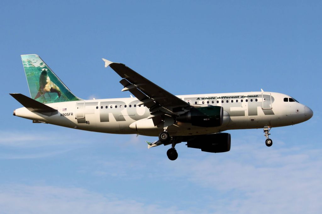 Airbus A319 (N905FR) - "Sherman" The Sea Lion * Taken On 07-08-2011