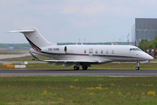 Canadair Challenger 350 (CS-CHD)