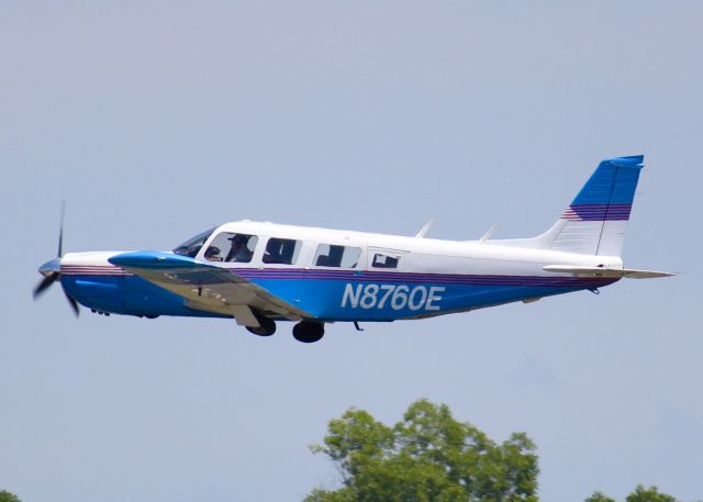 Piper Saratoga (N8760E) - At Downtown Shreveport.