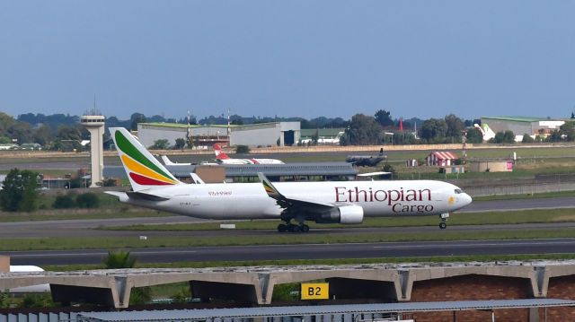 BOEING 767-300 (ET-ALO) - Ethiopian Airlines Boeing 767-360ER(BDSF)(WL) ET-ALO