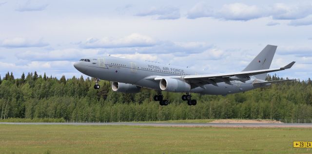 Airbus A330-200 (ZZ334) - Airbus KC2 Voyager (A330-243MRTT) Royal Air Force (RAF)