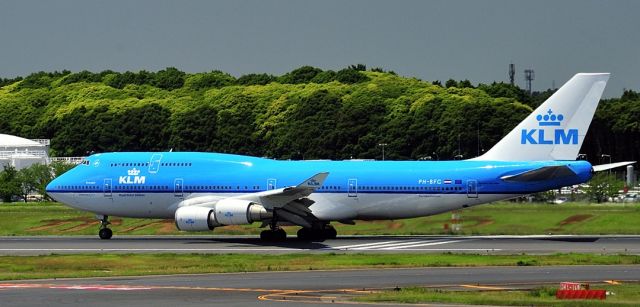 Boeing 747-400 (PH-BFG) - 2014 - Now they use a B-777! Is that progress, or better for the Passengers? 