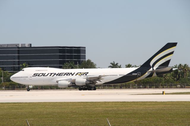 Boeing 747-200 (N761SA)