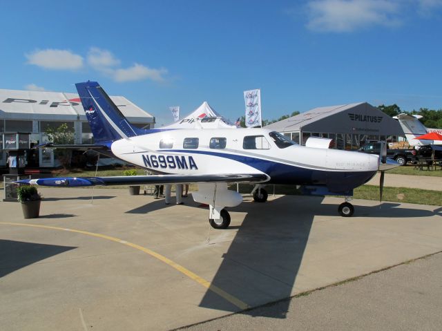 Piper Malibu Mirage (N699MA) - Nice aircraft - Oshkosh 2013!