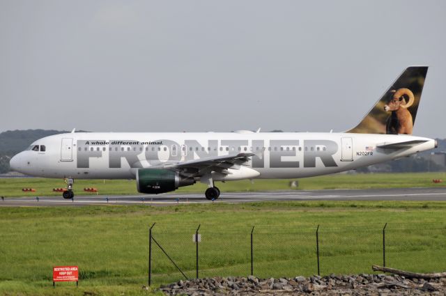 Airbus A320 (N202FR) - Seen at KDCA on 5/9/2009.