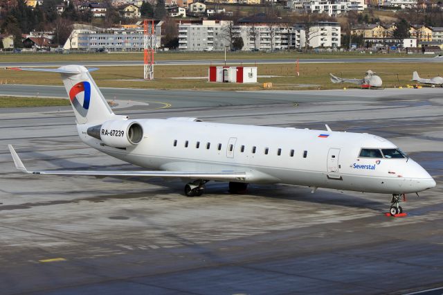 Canadair Regional Jet CRJ-200 (RA-67239)