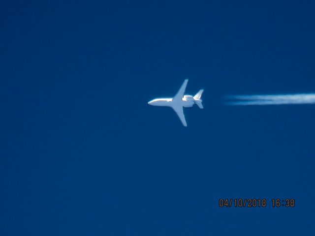 Dassault Falcon 900 (N711FJ)