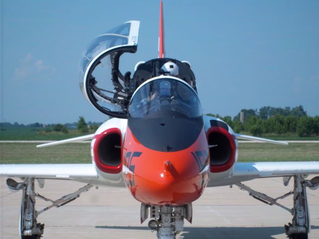 — — - Douglas T45-C Goshawk