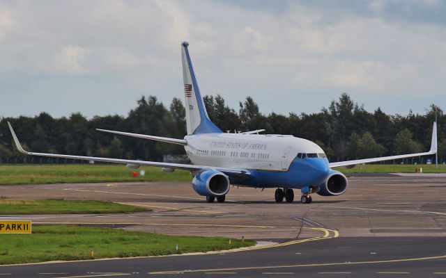 01-0041 — - usaf c-40b 01-0041 at shannon 28/9/14.