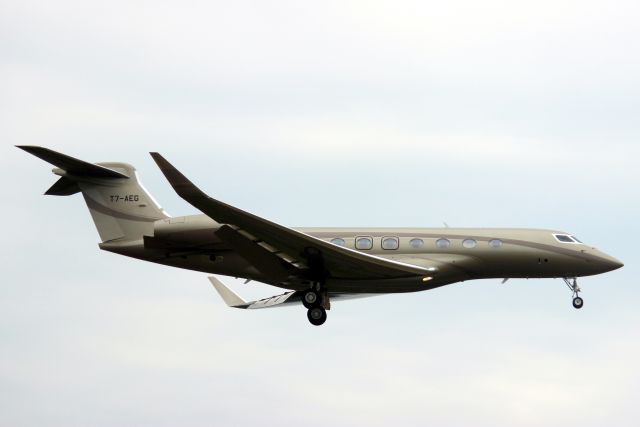Gulfstream Aerospace Gulfstream G650 (T7-AEG) - On short finals for rwy 06 on 23-Jun-22 arriving from LSGG.