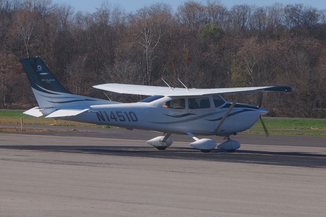 Cessna Skylane (N14510)