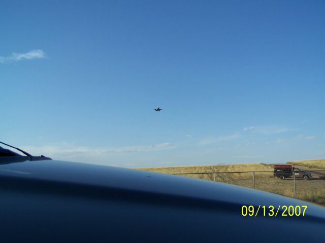 — — - fighter jet landing at colorado airport in 2007
