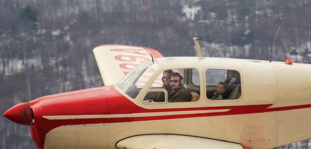 Beechcraft 35 Bonanza (N8789A)