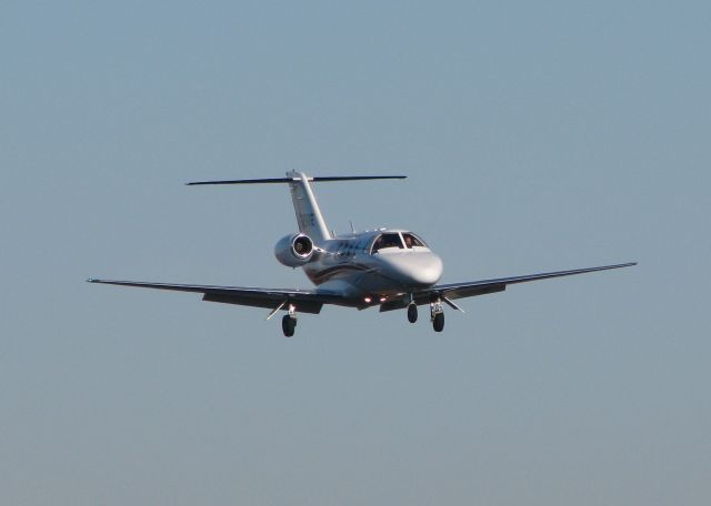 Cessna Citation CJ1 (N525GE) - Landing at Downtown Shreveport.