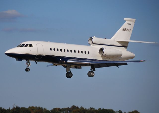 Dassault Falcon 900 (N83SV) - Landing at KPIT