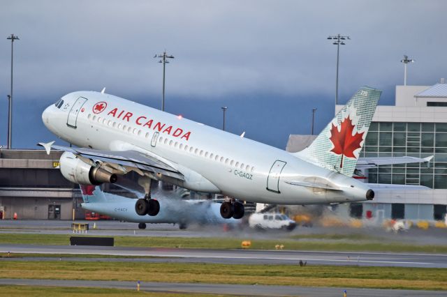 Airbus A319 (C-GAQZ)